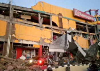 اندونیزیا کې زلزلې۵۰ تنه مړه کړل