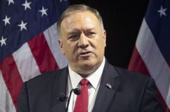 پمپيو: واشنګټن له بیجینګ سره ښيې اړیکې غواړي