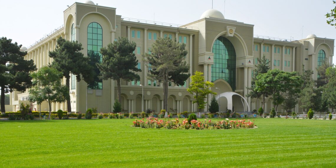 دفاع وزارت: تېرو ۲۴ ساعتونو کې له ۶۰۰ ډېرو طالبانو ته مرګ ژوبله اوښتې