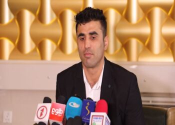 احمد ولي هوتک د جون پر ۲۴ د قرغز سیال پر وړاندې د سیالۍ ډګر ته ښکته کېږي