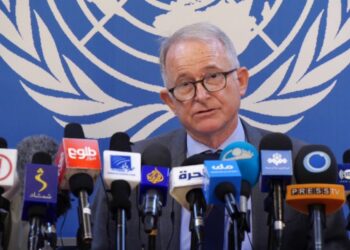 بېنېټ: کندهار کې دې د ډله ییز قبر په اړه هر اړخېزې څېړنې وشي 