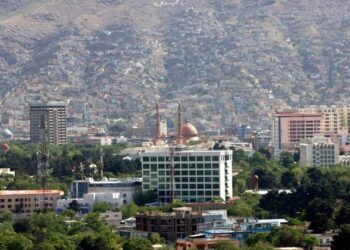 کارپوهان: بهرنۍ استخباراتي کړۍ نه غواړي افغانستان کې سوله ټېنګه شي 