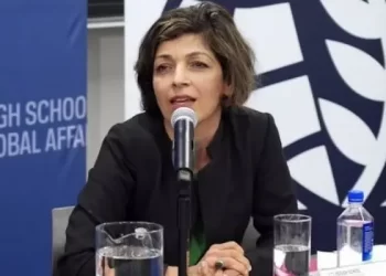 امیري: له ا.ا غواړو د نجونو پر مخ د ښوونځيو دروازې خلاصې کړي 