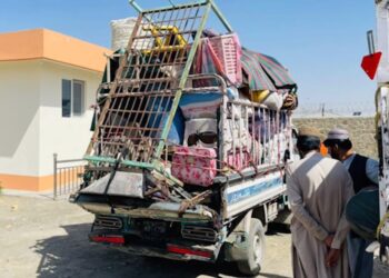 له پاکستانه د افغان کډوالو راتګ بهیر چټک شوی