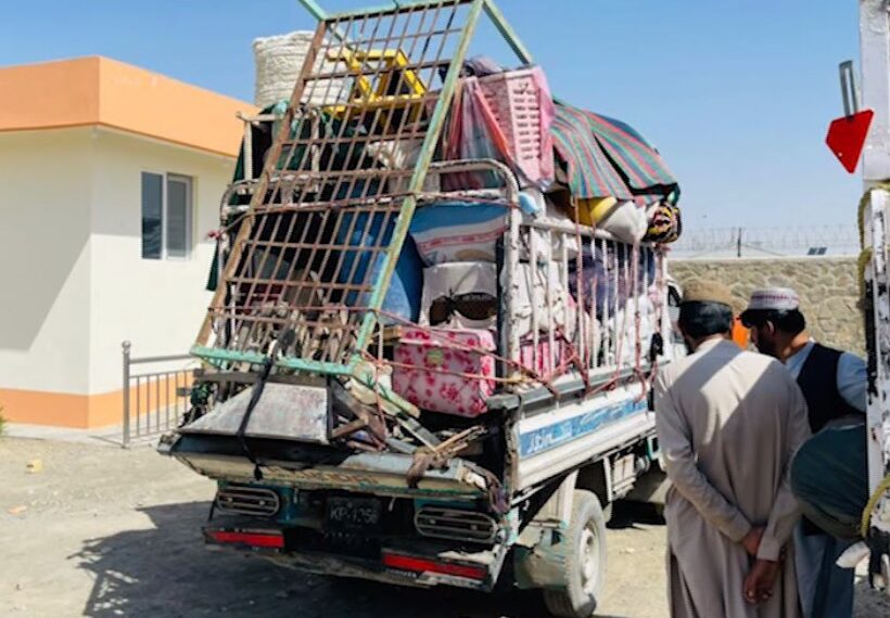 له پاکستانه د افغان کډوالو راتګ بهیر چټک شوی