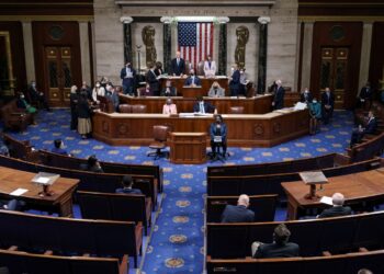 د امریکا استازو جرګې بهرنیو اړیکو کمېټه: م.م دې افغانستان کې له ښځینه کارکوونکو پرته د مرستو دوام مخالفت وکړي