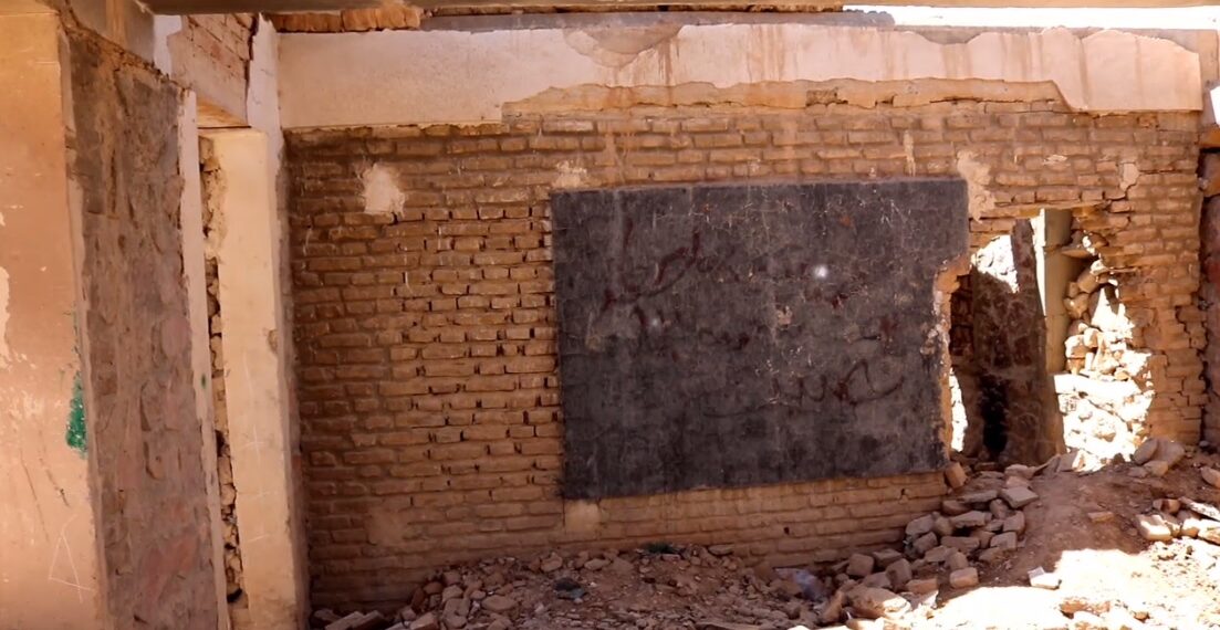 د هلمند نهرسراج ولسوالۍ اوسېدونکي د ښوونځیو جوړېدو غوښتنه کوي