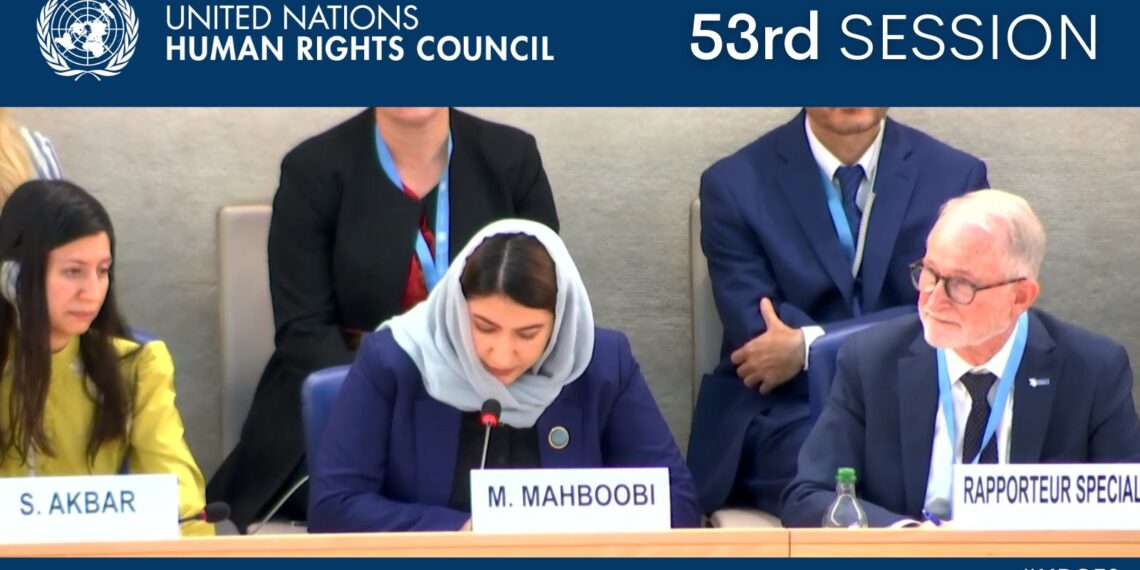 مدینه محبوبي: د افغانستان وضعیت یوازینۍ حل لار له سرپرست حکومت سره تعامل دی