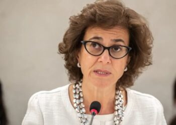 ناشف: افغانستان یوازینی هېواد دی چې ښځې  کار او نجونې په کې زده کړو ته اجازه نه لري