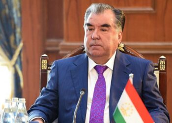 د تاجکستان ولسمشر: اروپايي ټولنه دې له افغانستان سره د منځنۍ اسيا هېوادونو پولو خونديتوب کې مرسته وکړي