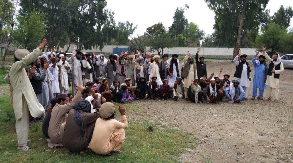 خوست کې وزیرستاني کډوال نه غواړي نورو سیمو ته ولېږدول شي