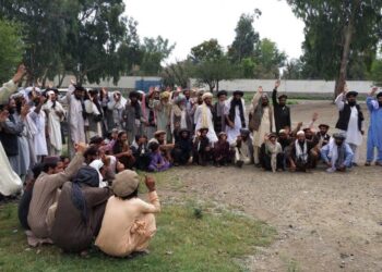 خوست کې وزیرستاني کډوال نه غواړي نورو سیمو ته ولېږدول شي