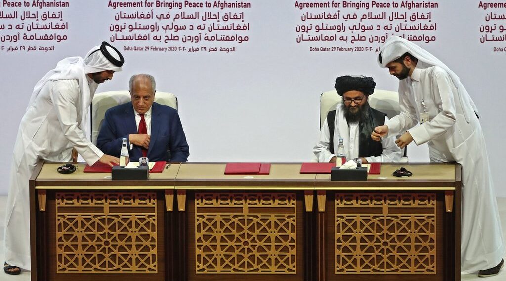 کارپوهان: ترهغې چې د دوحې تړون بشپړ عملي نه شي د ستونزو حل ناشونی دی