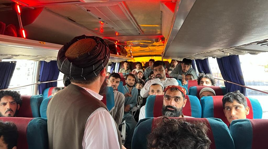 د پاکستان سند ایالت له زندانونو۳۶ افغان بنديان ازاد شوي