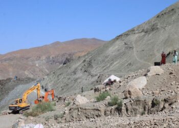 کاپیسا کې د نفرایټ ډبرو کان کېندنې چارې پیل شوې