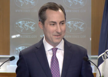 میلر: امریکا په افغانستان کې د خپلو بندیانو خلاصون لپاره به فشارونو ته دوام ورکړي