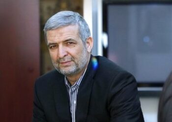 قمي ایران کې د ملګرو ملتونو له ځانګړي همغږي کوونکي سره د افغان کډوالو په اړه خبرې کړي