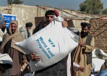 د خووړو نړيوال پروګرام  تېرو شپږو مياشتو کې ميليونونه اړمنو افغانانو ته مرستې رسولي