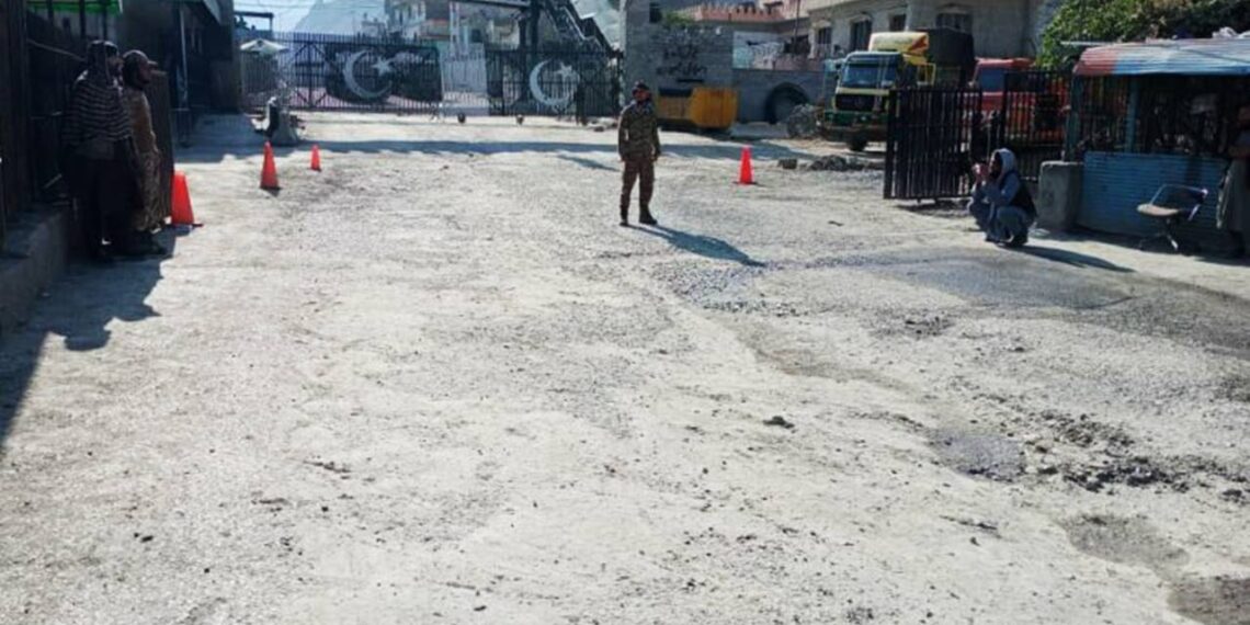 افغان سوداګر: پاکستان په قصدي ډول د افغانستان تازه میوو موسم پر مهال لويې لارې بندوي