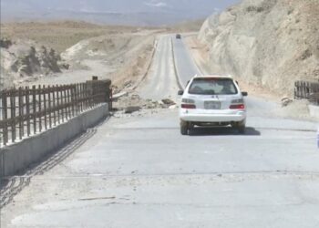 د ننګرهار اوسېدونکي د کابل ـ جلال‌اباد دویم لاین سړک جوړېدو غوښتنه کوي