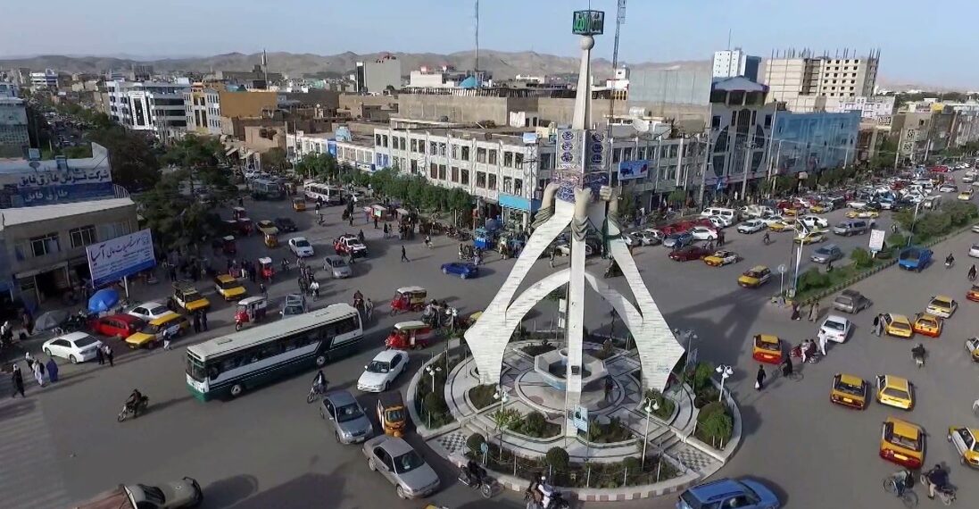 هرات کې صنعتي ښارګوتي څلورم فاز ته د برېښنا نښلولو چارې پیل شوې