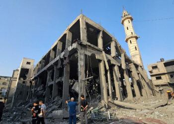 د غزې پر تړانګه د اسرائیلي ځواکونو تازه بریدونو کې له ۴۰۰ زیات کسان وژل شوي