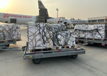 جاپان د هرات له زلزله ځپلو سره د بېړنیو توکو مرسته وکړه