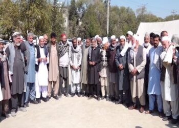 متقاعدین له سرپرست حکومت د خپلو حقونو ورکړې غوښتنه کوي