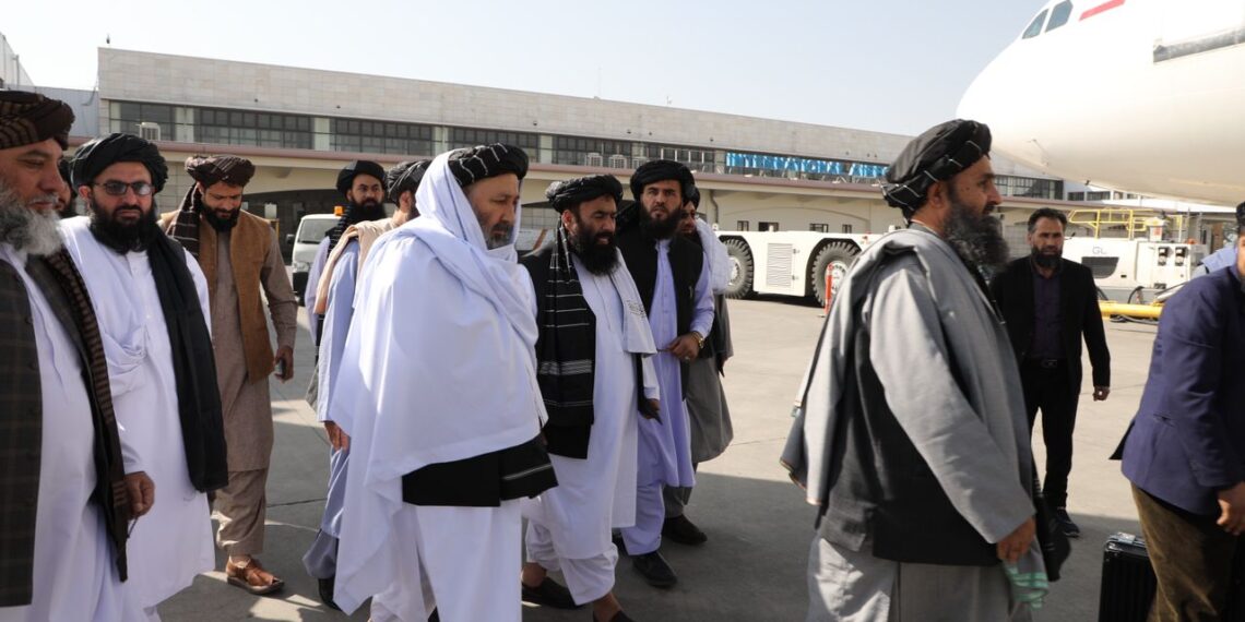 د ملا برادر پر مشرۍ يو پلاوی ایران ته په رسمي سفر تللی