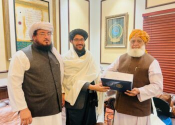 اسلامي امارت مولانا فضل الرحمان ته د کابل سفر بلنه ورکړې