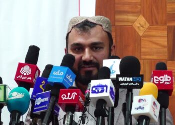 عامې روغتیا وزارت : هېواد کې  ۱۲ زره کسان پر اېډز ناروغۍ اخته دي