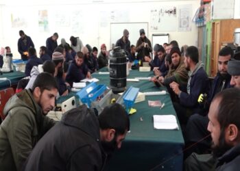 کابل کې پر نشه يي توکو روږدو سلګونه کسانو ته مسلکي زده کړې پيل شوې