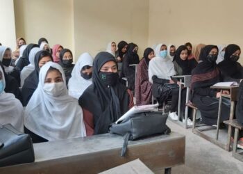 د زده کړو نړیواله ورځ ؛ افغانې زده کوونکې نجونې څه غواړي؟