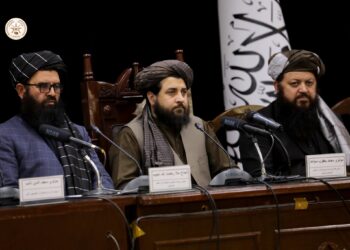 مجاهد: هېواد کې ترسره شویو برېدونو کې پاکستاني او تاجکستاني وګړو لاس درلود