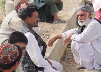 د کندهار اوسېدونکي د بې کارۍ له زیاتوالي شکایت کوي