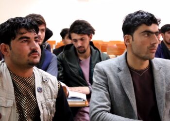 ژورنالیزم پوهنځي زده کړیالان: له حکومته غواړو د رسنیو لپاره ځانګړې تګلاره چمتو کړي