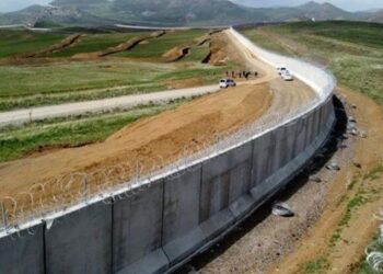 ایران له افغانستان او ترکمنستان سره پر پولو تاسیسات جوړوي