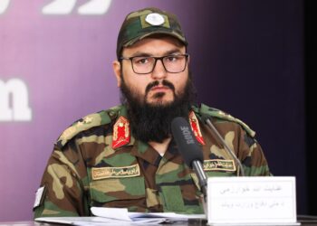 خوارزمي: پاکستان کې د ناامنیو پړې ګوته افغانستان ته نیول له حقیقته د توجه اړولو ناکامه هڅه ده