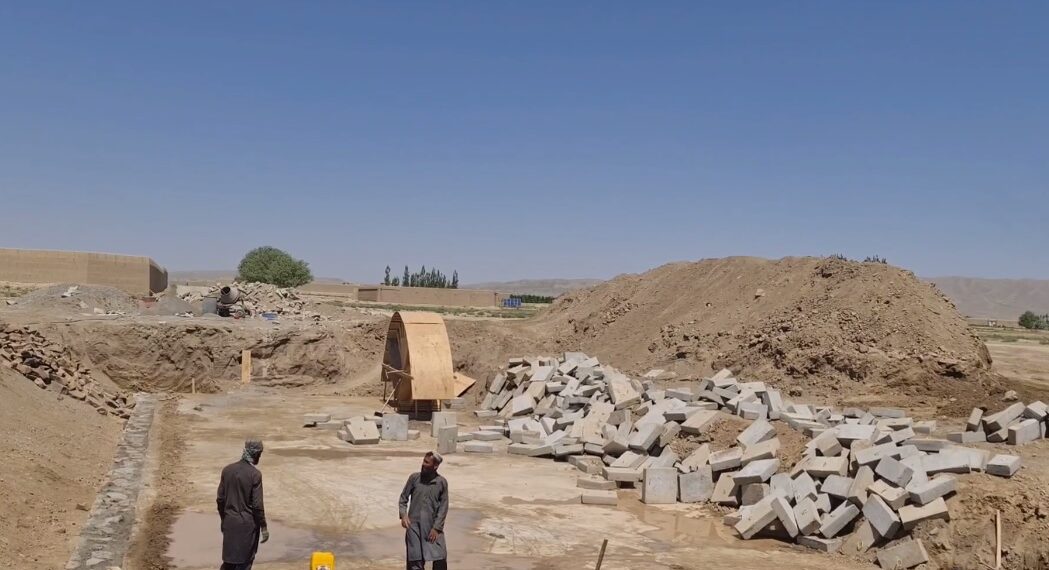 پکتیکا کې پر شخصي لګښت د یوه پل جوړېدو چارې پیل شوي