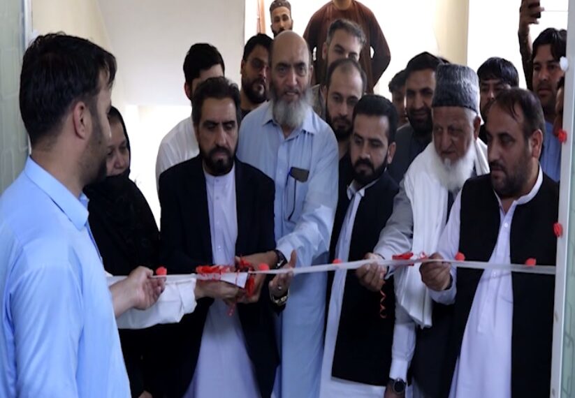 کابل ته له پيښوره د سرطاني ناروغانو درملنې لپاره متخصصه ډله راغلې