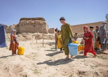 يونېسف د لسګونه زره افغان ماشومانو ژوند له ننګونو ډک یاد کړی