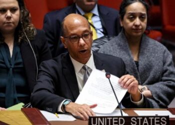 رابرټ ووډ: نړیواله ټولنه باید د افغانانو ترڅنګ ودرېږي