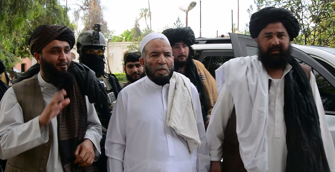 ننګرهار کې یو صراف د انسان تښتوونکو له منګولو خوشې شو