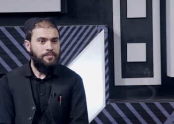 پتمن: د نویو مرکزونو پرانېستنې سره به د پاسپورټونو د وېش لړۍ لا چټکه شي