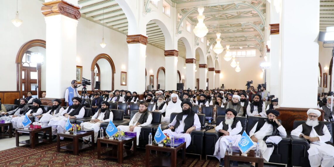 د کار ملي کنفرانس؛ د یو نیم میلیون کاري فرصتونو رامنځته کولو په ژمنې سره پای ته ورسېد