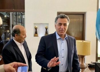 پاکستان:  سترې محکمې د دې هېواد د استخباراتو پخوانی مشر ونیو