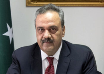  د آصف دراني ادعا؛ افغانستان کې  د داعش ډله د پراخېدو په حال کې ده