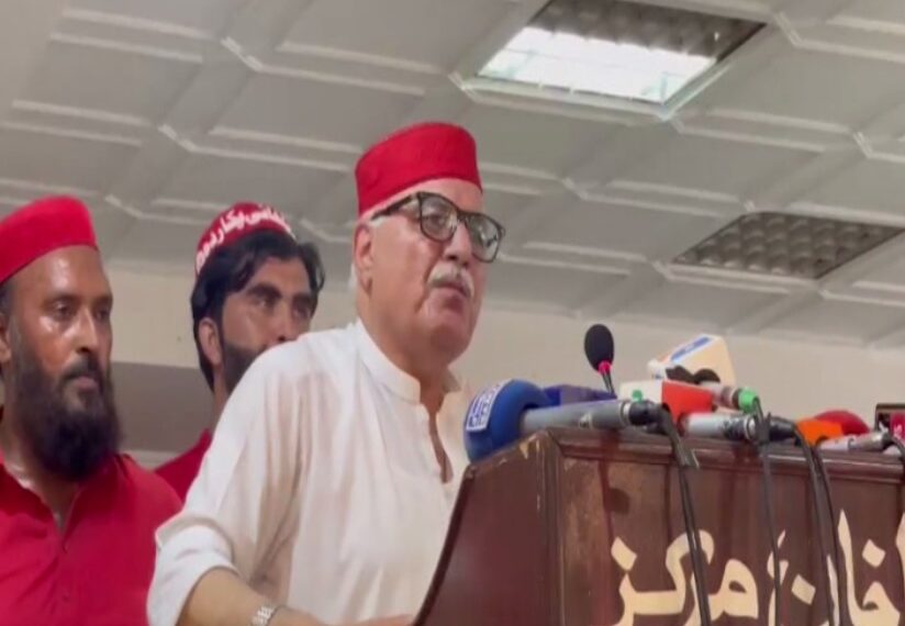 افتخار حسین: افغانان باید سره یو شي