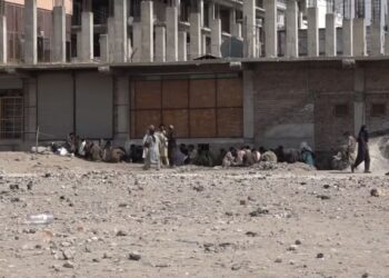 د ننګرهار ښاریان : ښار کې د روږدو کسانو زیاتېدو سره غلاوې زیاتې شوي