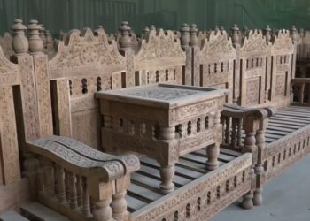 د ننګرهار کانال ترکاڼۍ کارخونه په ولايتونو کې د خرڅلاو استازولۍ پرانيزي